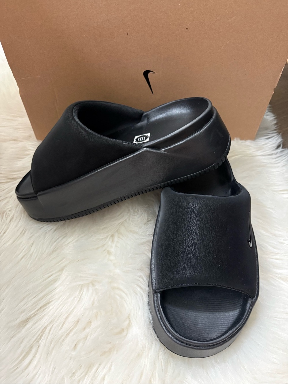 Nike Calm Elevation Women's Slide Sandal - Black - Picture 5 of 5